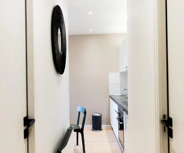 Le Tropical - Beau Centre - Gare - Tram * 르망