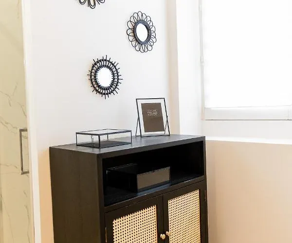 Le Tropical - Beau Centre - Gare - Tram * 르망