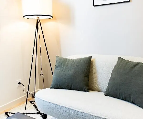 Le Tropical - Beau Centre - Gare - Tram Le Mans